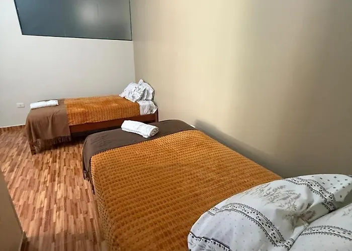 4-bedroom アパート